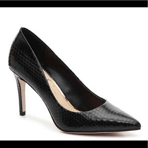 Jessica Simpson Carpena Pump